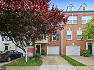 5278 Kestrel Crossing Dr, Alexandria, VA 22312