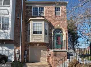 32 Carriage Walk Ct, Gaithersburg, MD 20879