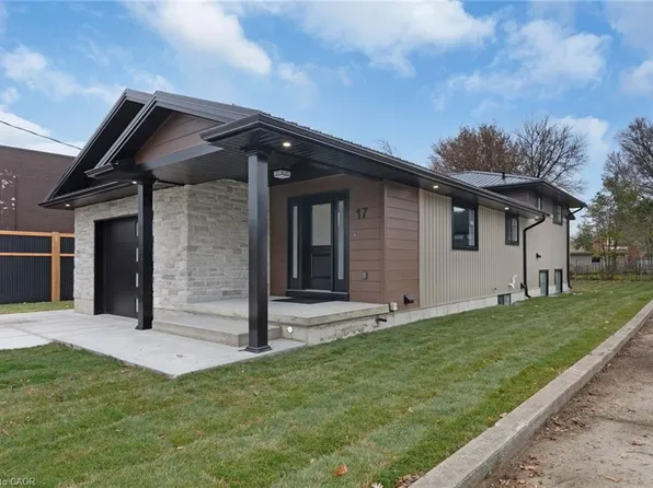 17 Church St E, Norfolk County, ON N4B 1T2