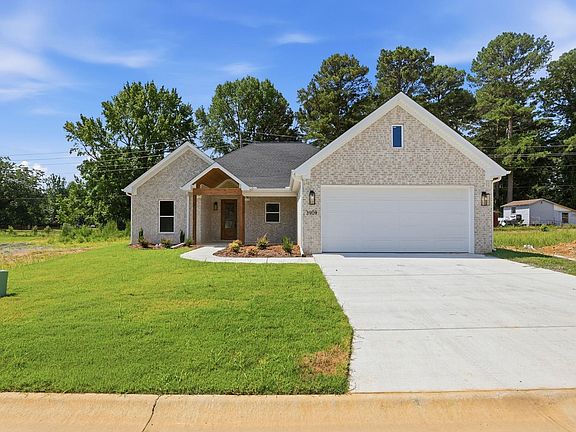 2nd image of 3909 Spencer Crossing Dr