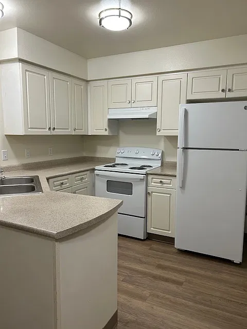 2 bed, 2.5 bath, 1150 sqft, $1,656 — Photo 1