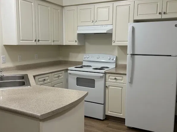 12220 E Gibson Rd APT 3, Everett, WA 98204