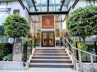 1325 Rolston St #908, Vancouver, BC V6B0M2