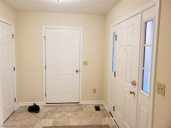 2nd image of 163 Prestwyck Ln