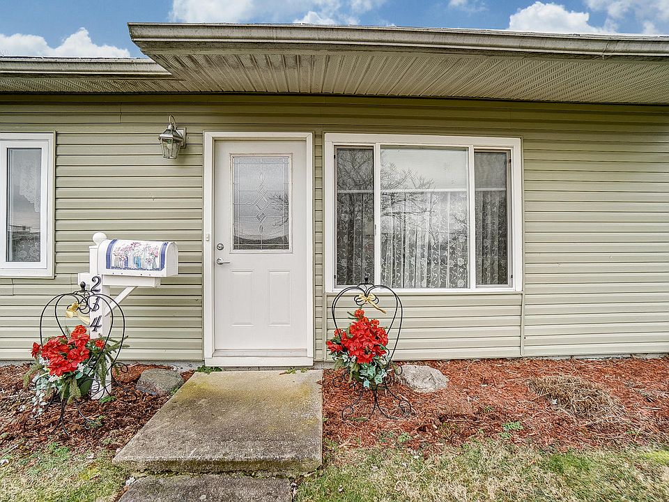 214 Rawson Dr, New Carlisle, OH 45344 Zillow