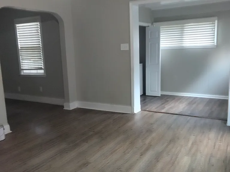 1241 Wrenwood St — Photo 2