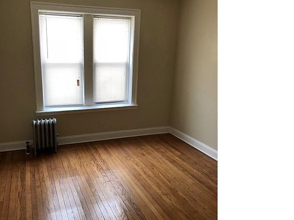 3rd image of 7536 S Colfax Ave APT 1A