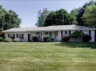 56957 Bow Dr, Three Rivers, MI 49093