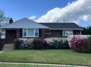 12504 Rosebud Dr, Rockville, MD 20853