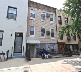 290 Manhattan Ave, Brooklyn, NY, 11211