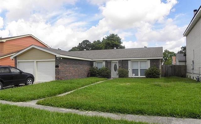 1st image of 3868 Greenbriar Ln
