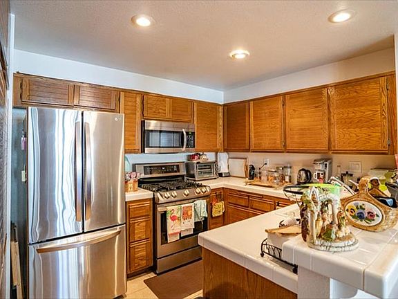 5th image of 25873 McBean Pkwy Unit 56