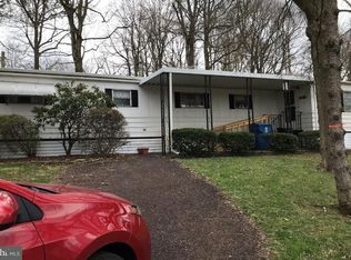 1 Woodedge Dr, Quakertown, PA
