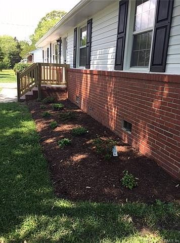 1st image of 929 Foley Dr