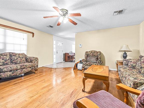4th image of 954 ODONIEL DRIVE