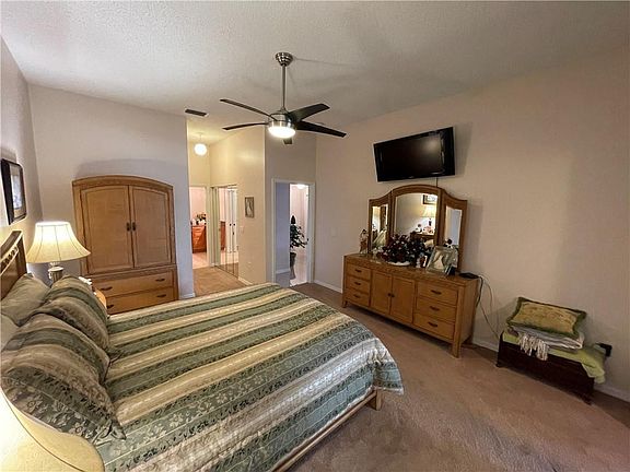 5th image of 10237 Lombardy Drive #10237