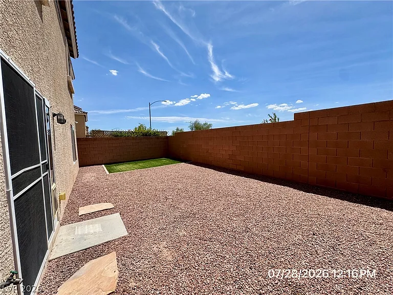 6049 Thistle Meadow Ave — Photo 23