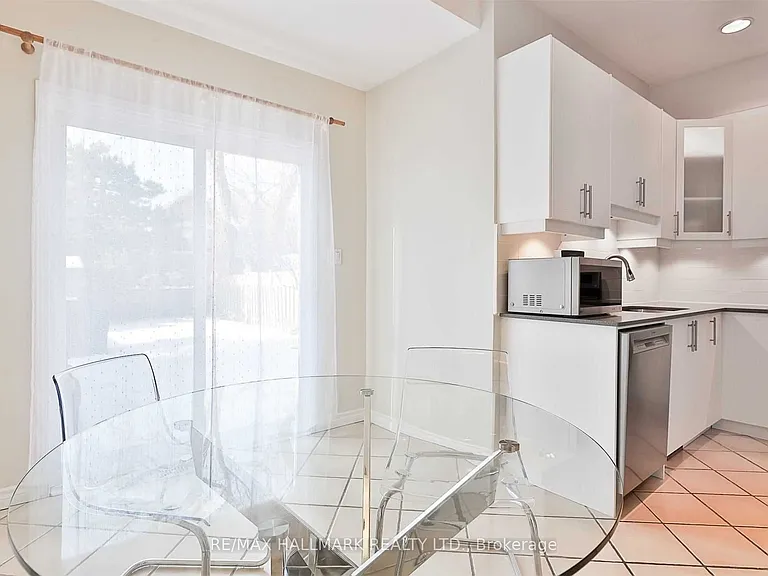 100 Courcelette Rd — Photo 10