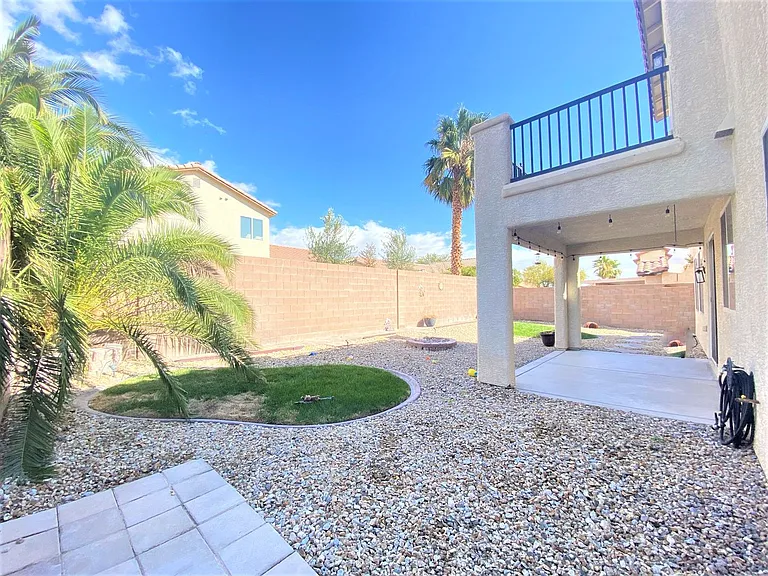 9222 Avon Park Ave — Photo 47