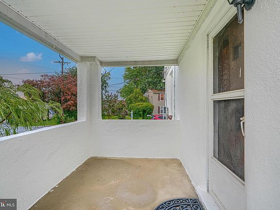 3rd image of 6801 N River Dr