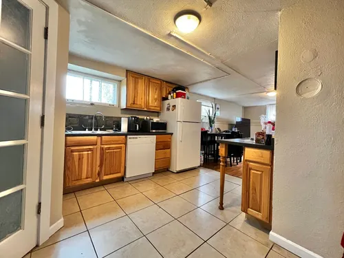 430 E Elizabeth St Photo 1
