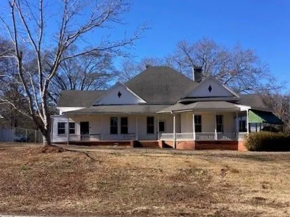 412 S Cambridge St, Ninety Six, SC 29666