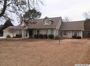 304 Quincy Dr SE, Huntsville, AL 35801