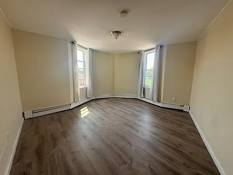 2 bed, $2,900 — Photo 2