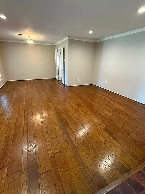3 bed, 2.0 bath, 1901 sqft, $3,000 — Photo 4