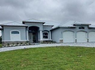 201 Spring Dr, Rotonda West, FL 33947