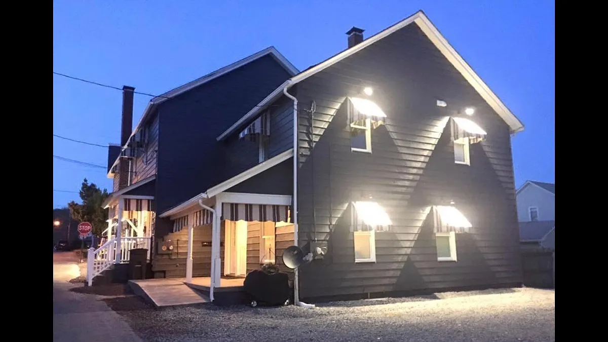 Building Photo - 102 Gilfillan St #3
