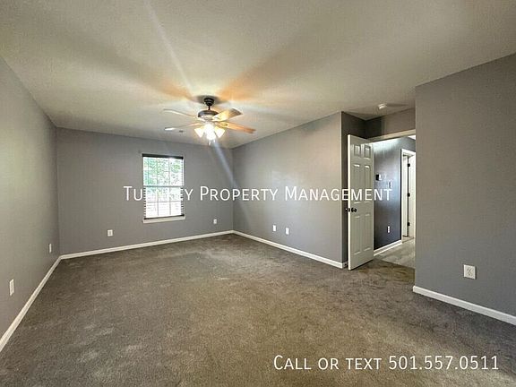3rd image of 2919 Gage Dr