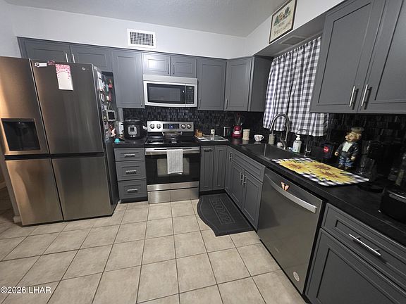 3rd image of 2290 Pheasant Ln