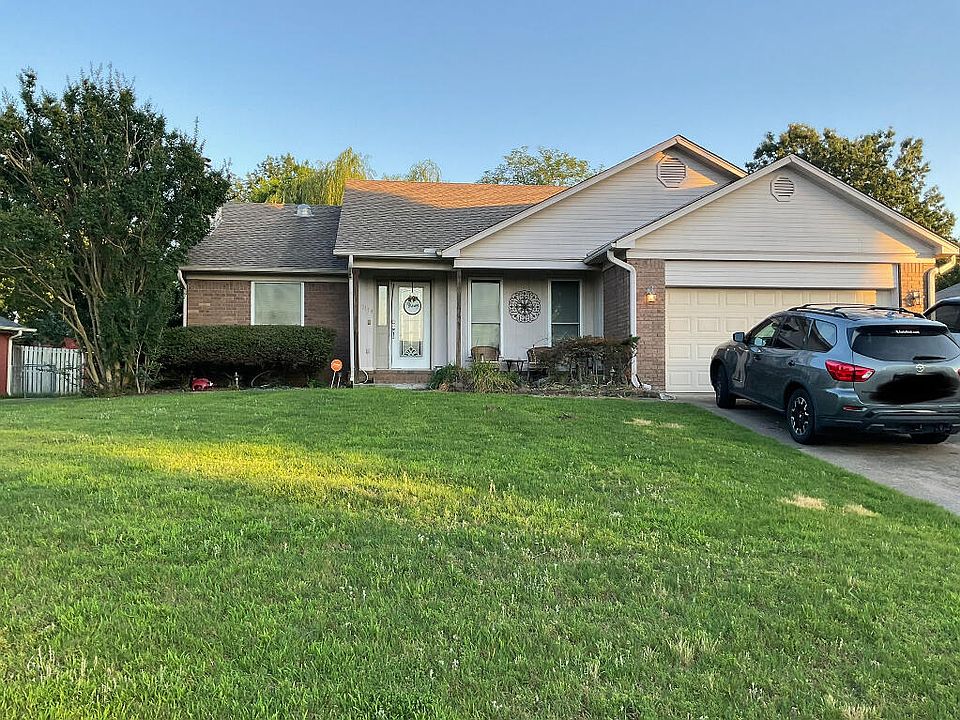 1st image of 1114 Holly Dr