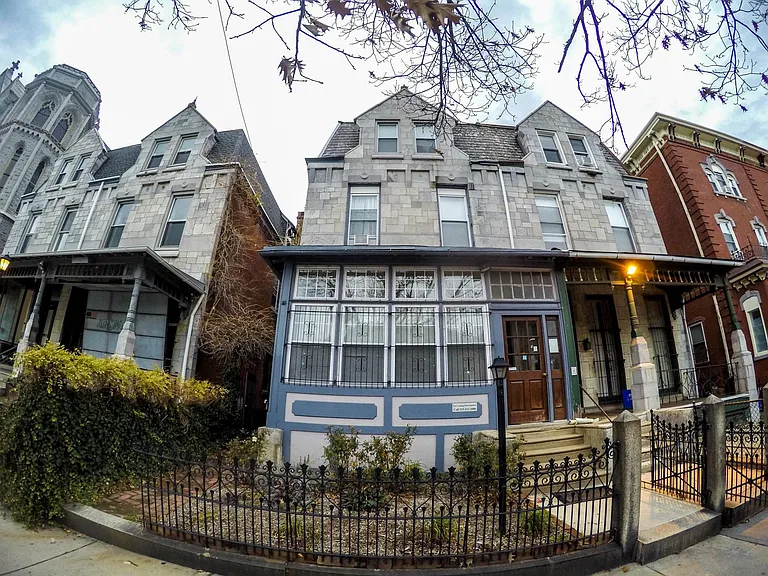 4011 Chestnut St #3 — Photo 7
