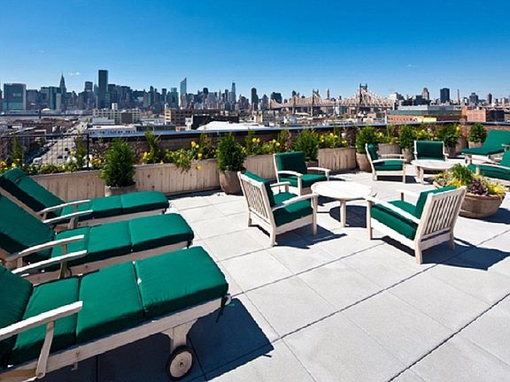 4th image of 2145 44th Dr APT 3E