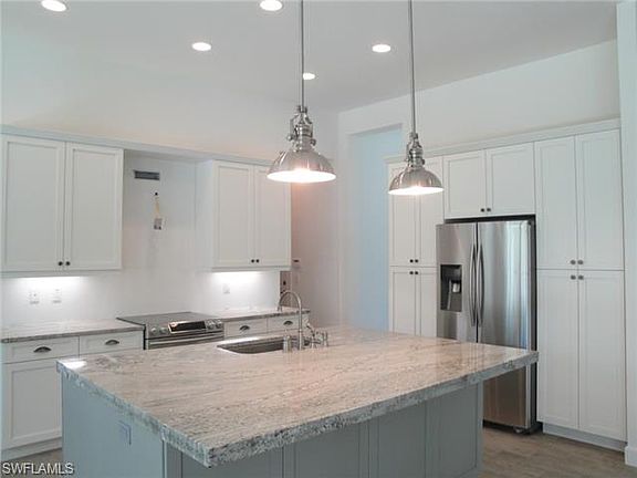 4th image of 5022 Hickory Wood Dr