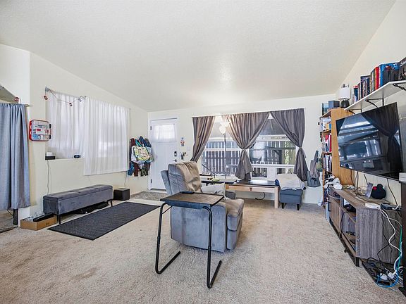 4th image of 80 Ridgecliff Dr