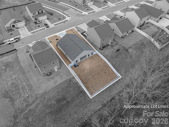 5th image of 3606 Clover Valley Dr
