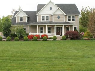 107 Old Field Dr, Bloomsburg, PA