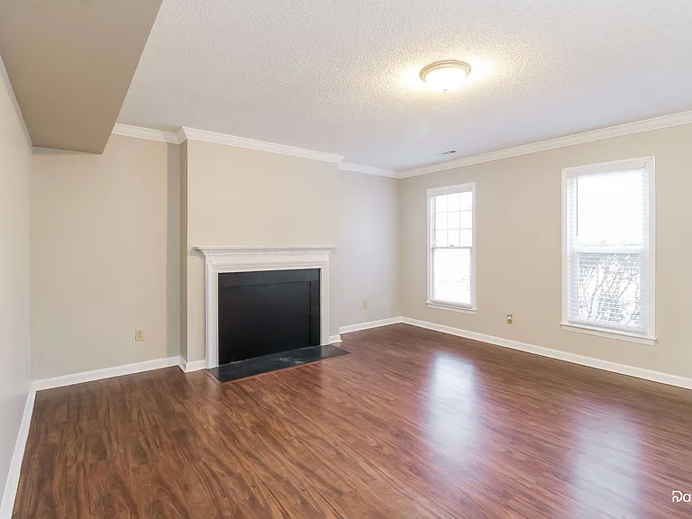100 Buena Vista Ave — Photo 7