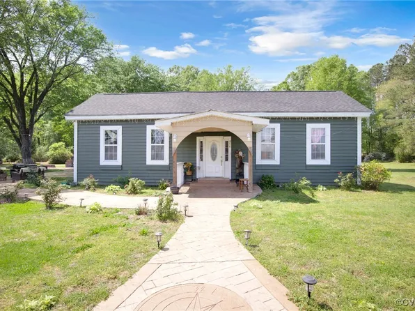 32390 S Main St, Boykins, VA 23827