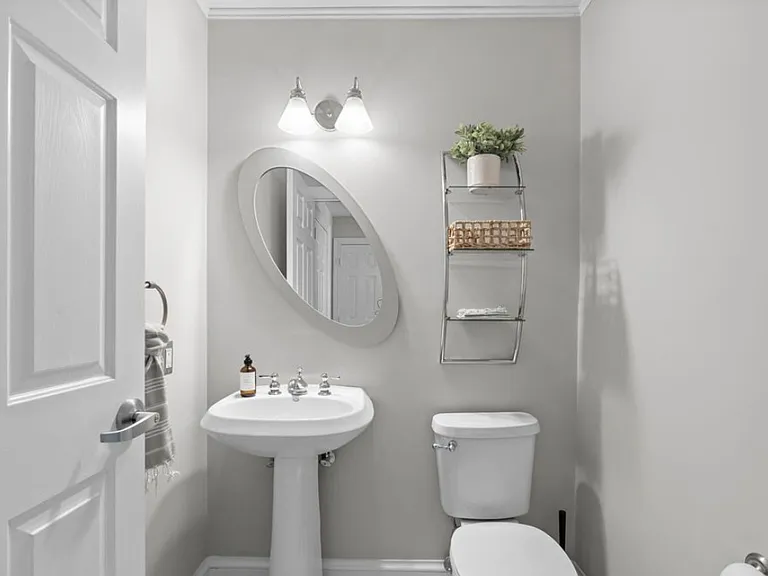 510 Glenwood Ave #402 — Photo 4