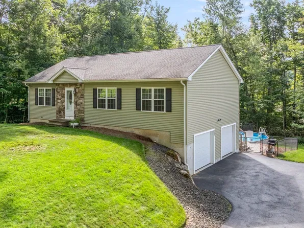 131 Adams Rd, East Brookfield, MA 01515