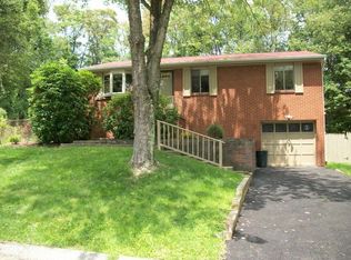 11632 Frankstown Rd, Pittsburgh, PA 15235