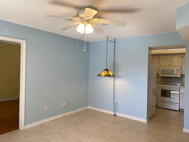 2 bed, 2.0 bath, 838 sqft, $1,350 — Photo 4