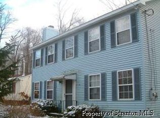 3530 Summit Dr, Tobyhanna, PA