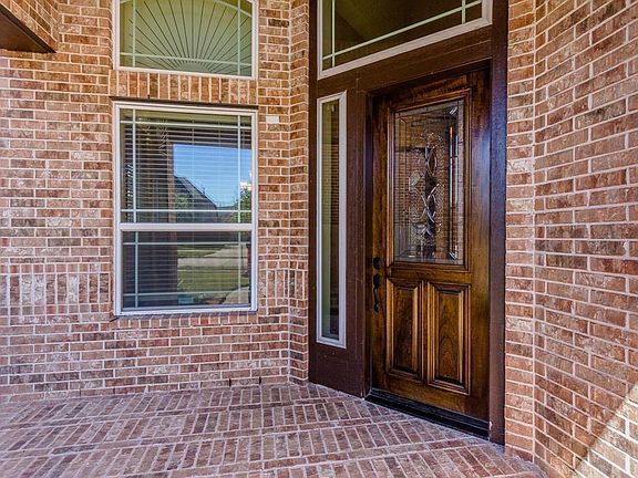3rd image of 6619 Tara Creek Ct