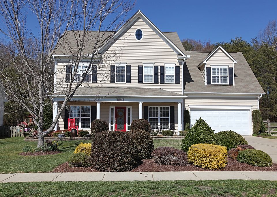 1st image of 7595 Woodcrest Dr