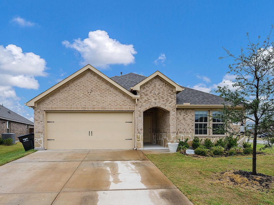 1st image of 229 Pintail Dr
